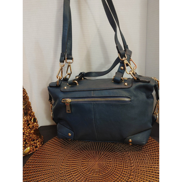 Moda Luxe Shoulder Bag - Picture 3 of 8